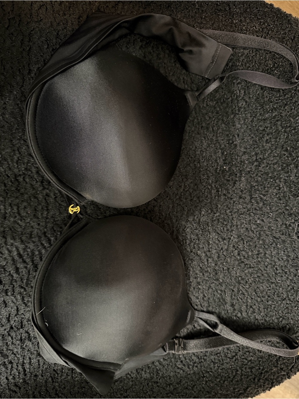 Black Vs Bombshell Bra